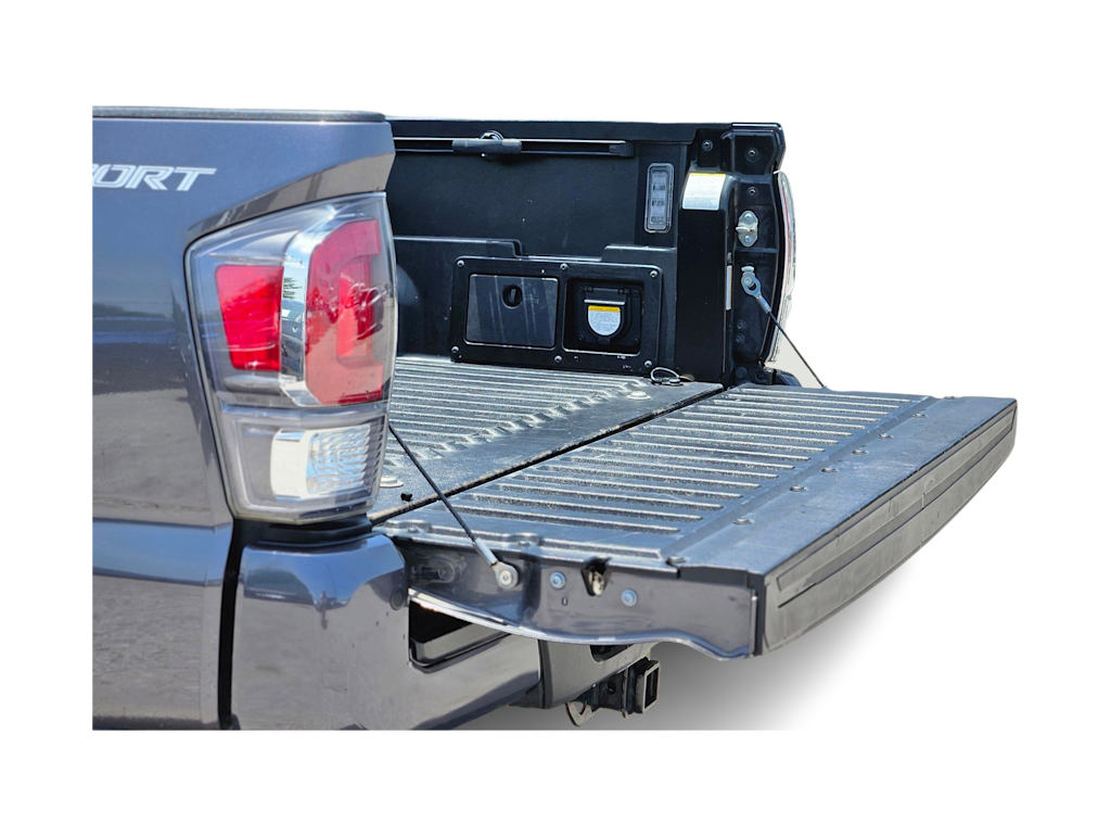 Thumbnail: 2020 Toyota Tacoma - 13
