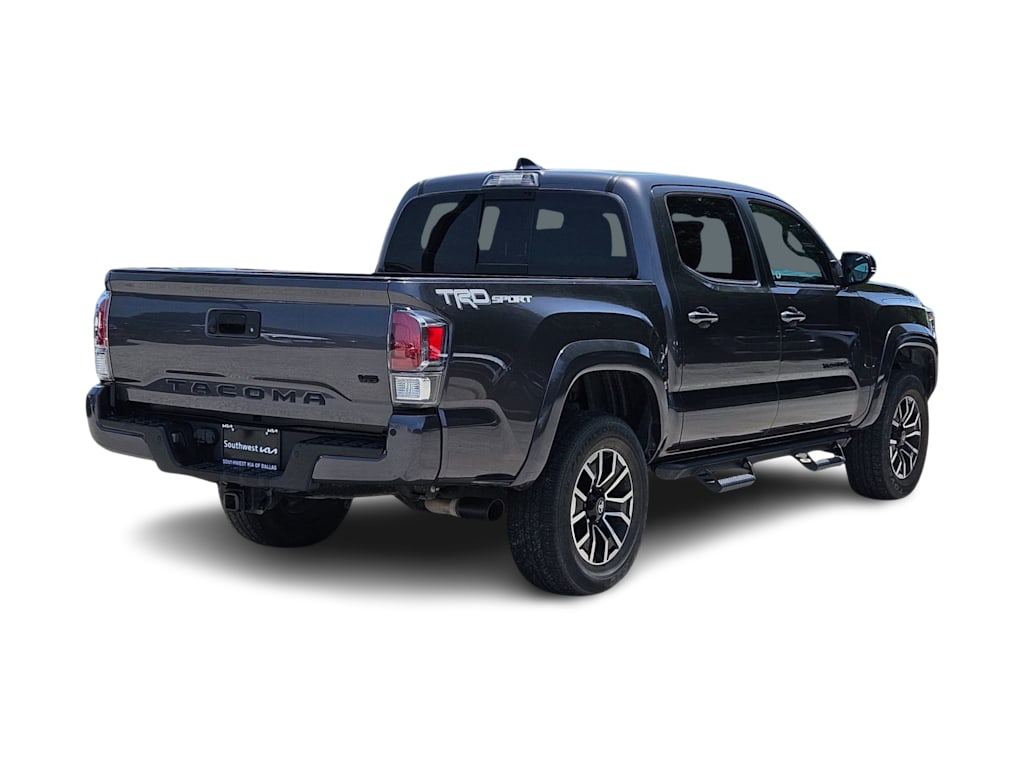 Thumbnail: 2020 Toyota Tacoma - 16