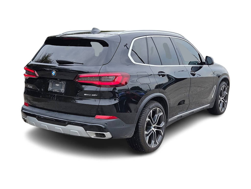 Thumbnail: 2023 BMW X5 - 17