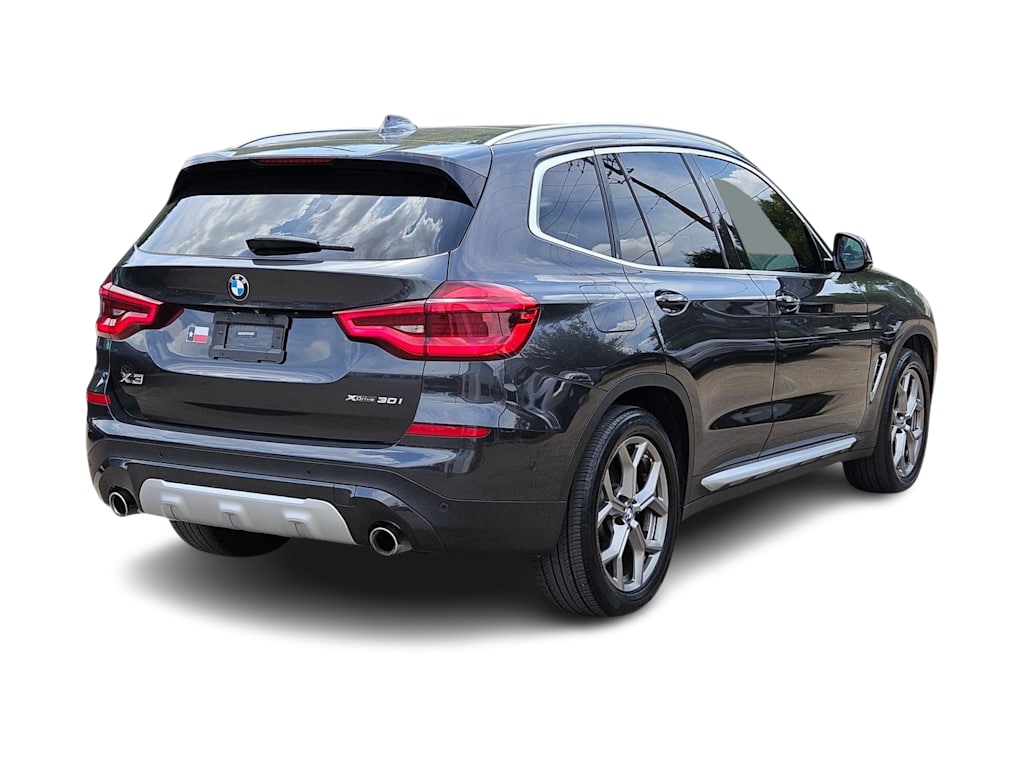 Thumbnail: 2021 BMW X3 - 16