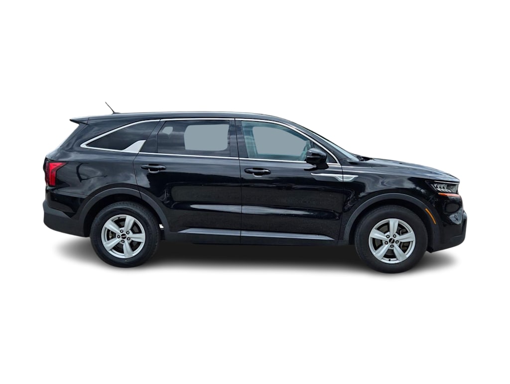 Thumbnail: 2022 Kia Sorento - 21
