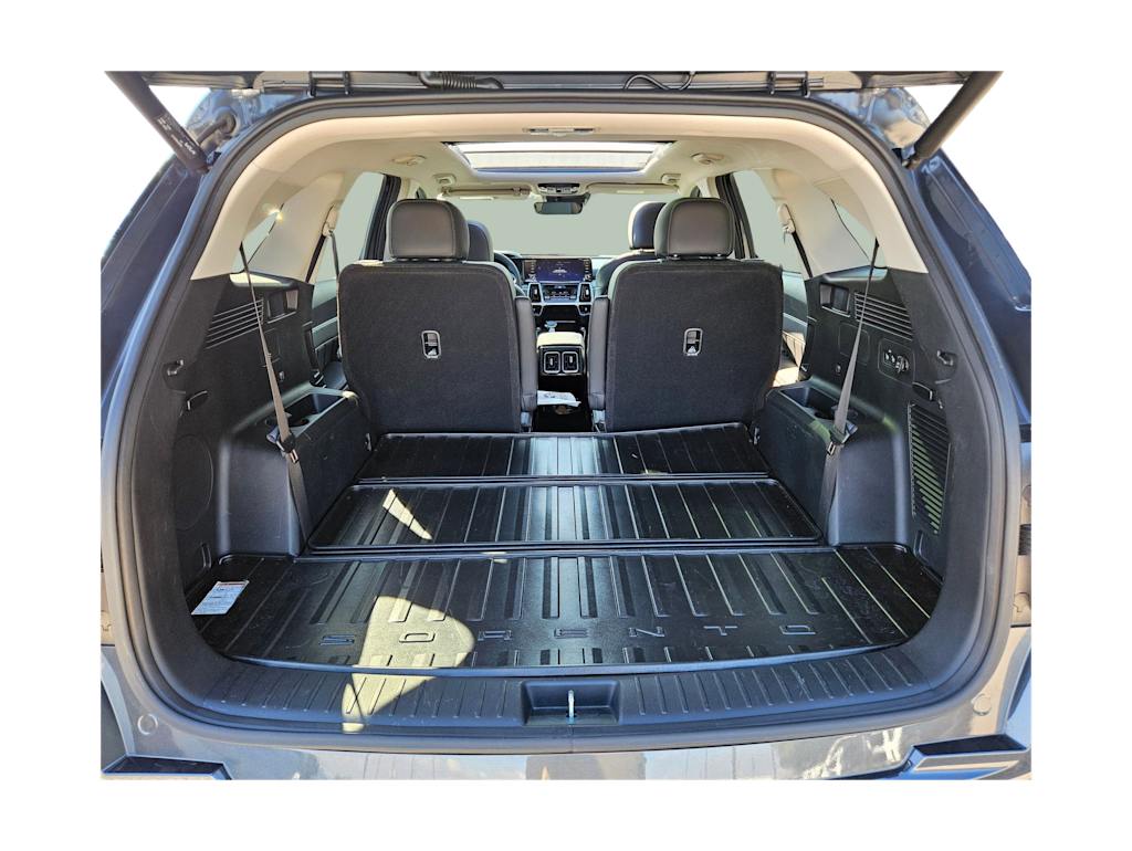 Thumbnail: 2023 Kia Sorento - 15