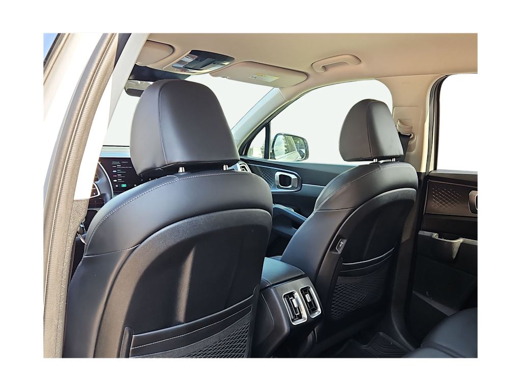Thumbnail: 2025 Kia Sorento - 18