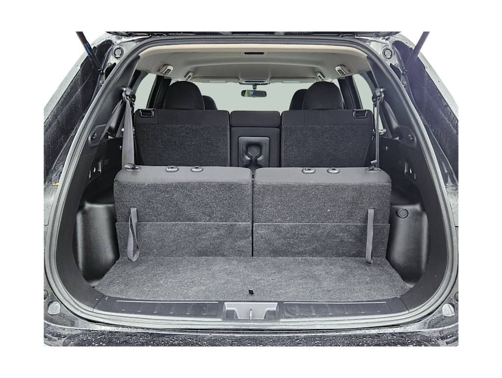 Thumbnail: 2024 Mitsubishi Outlander - 18