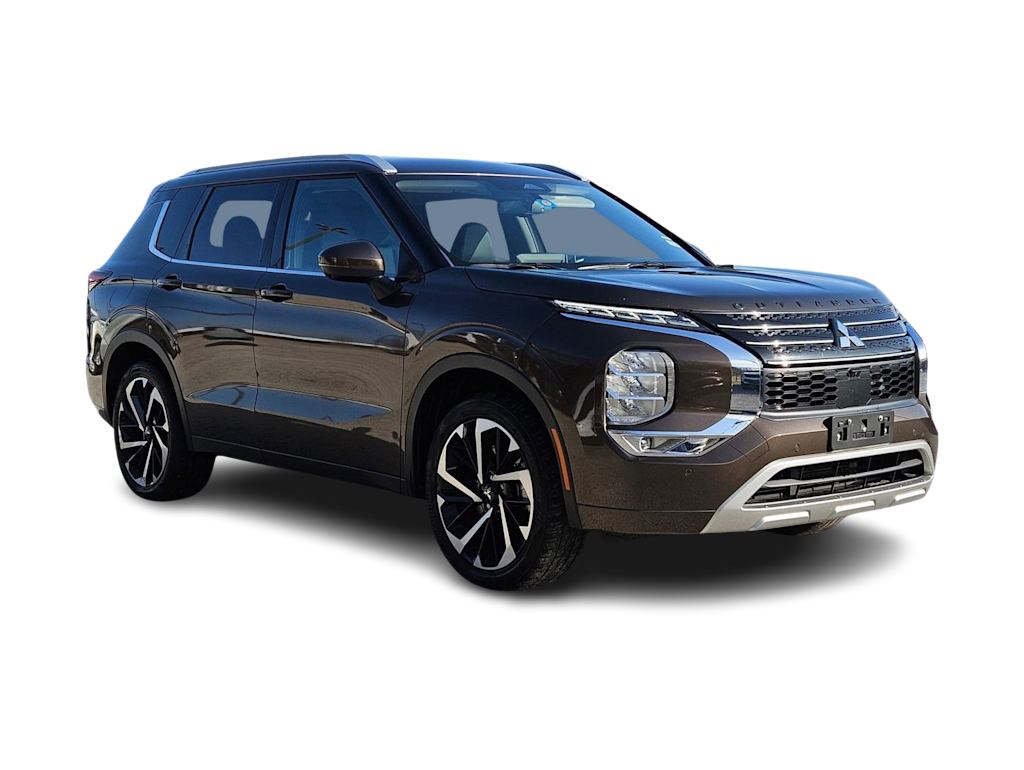 Thumbnail: 2022 Mitsubishi Outlander - 18