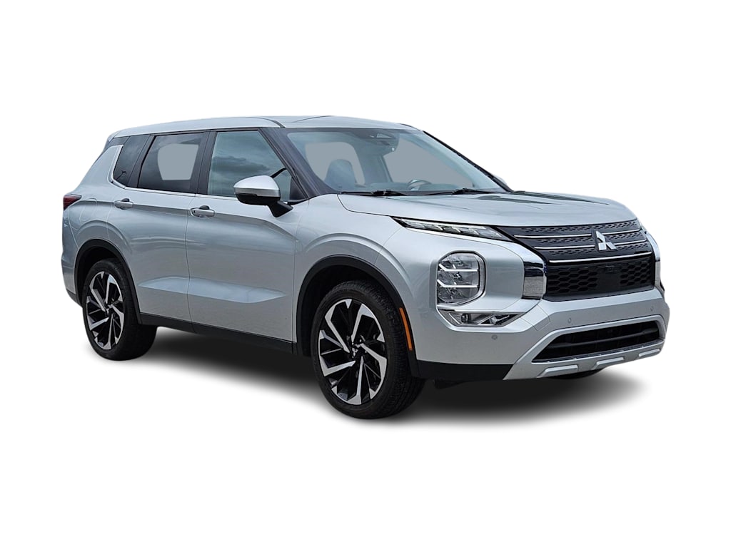 Thumbnail: 2024 Mitsubishi Outlander - 15