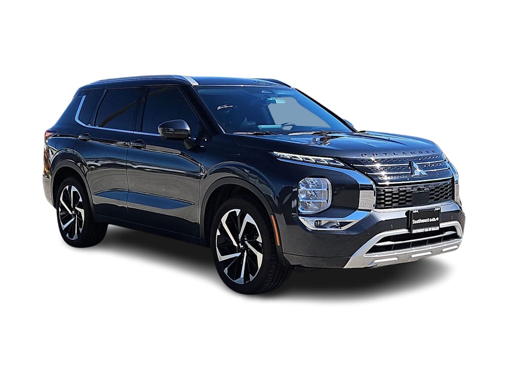 Thumbnail: 2024 Mitsubishi Outlander - 17