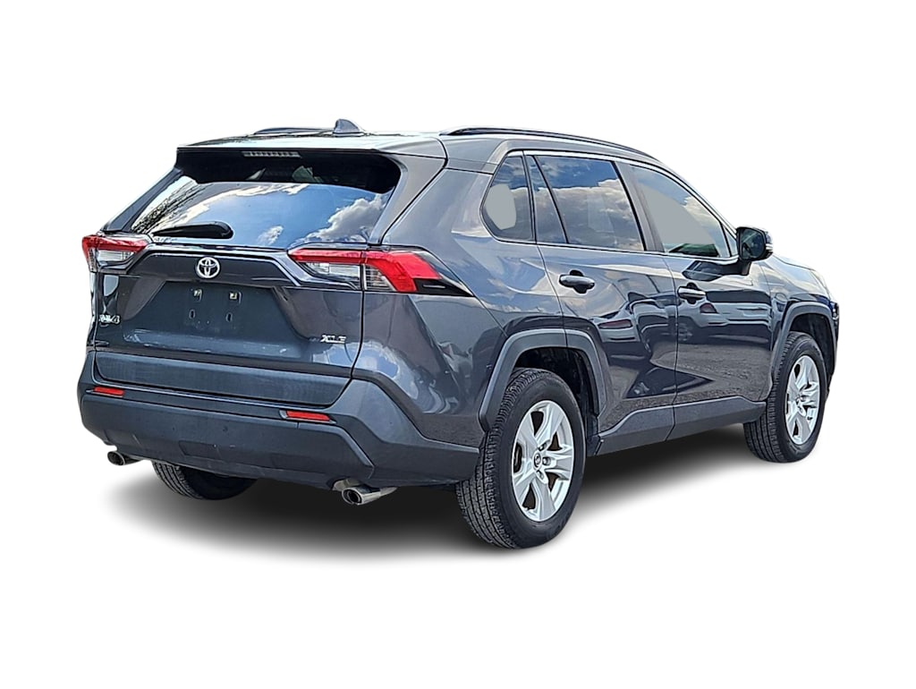 Thumbnail: 2019 Toyota RAV4 - 16