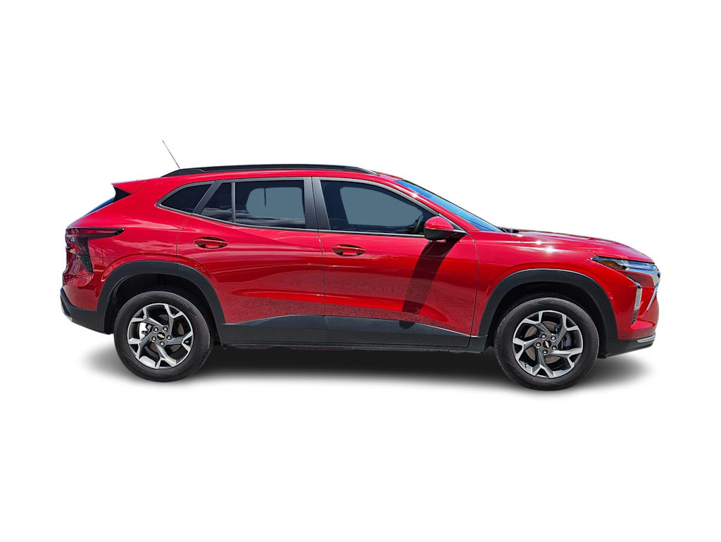 Thumbnail: 2026 Chevrolet Trax - 21