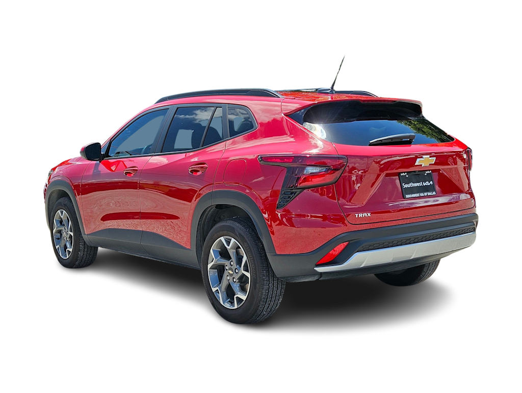 Thumbnail: 2026 Chevrolet Trax - 4