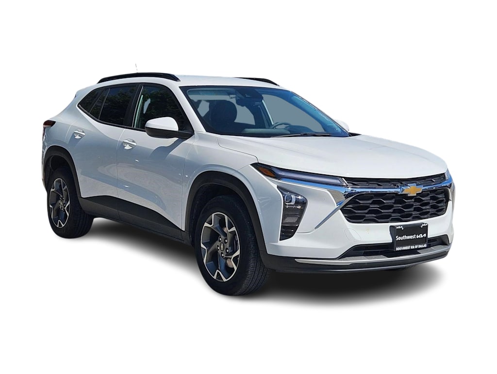 Thumbnail: 2025 Chevrolet Trax - 15