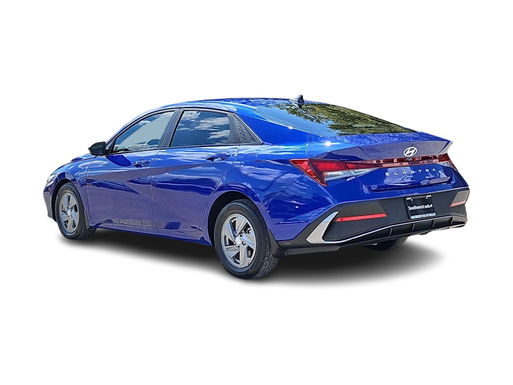 Thumbnail: 2025 Hyundai Elantra - 4