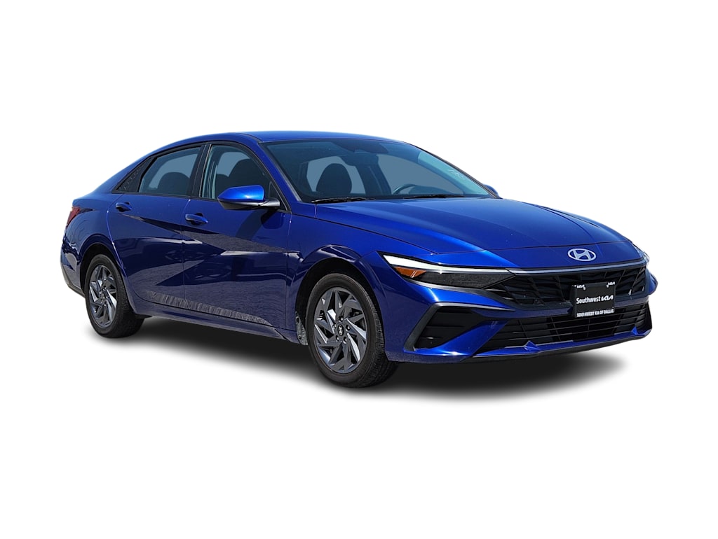 Thumbnail: 2024 Hyundai Elantra - 17