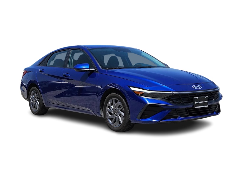 Thumbnail: 2024 Hyundai Elantra - 17
