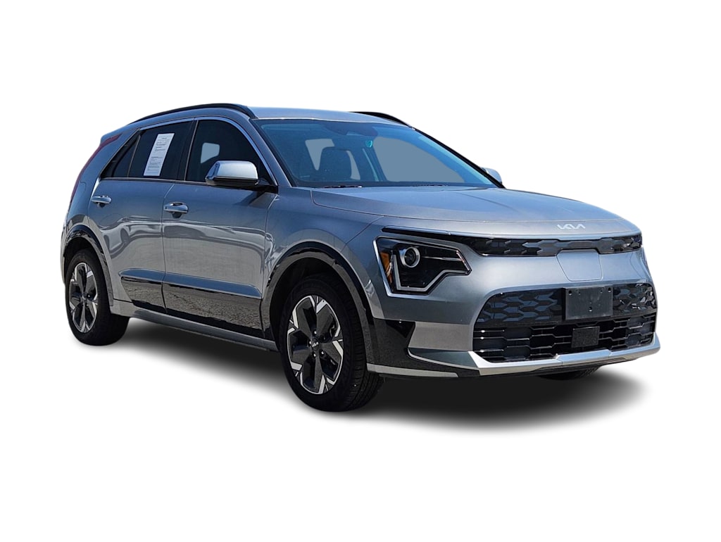 Thumbnail: 2023 Kia Niro - 23