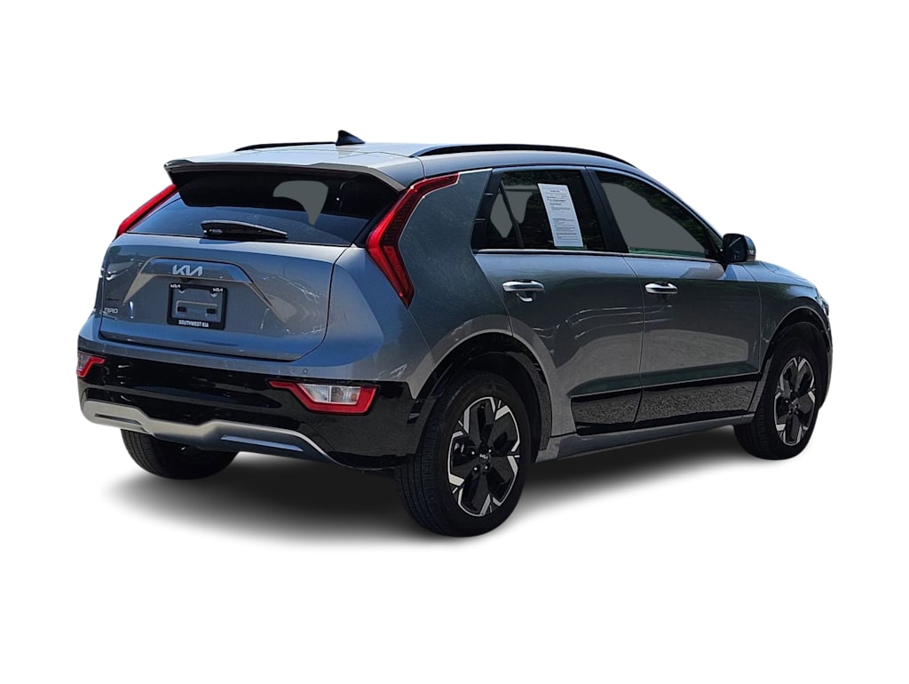 Thumbnail: 2023 Kia Niro - 21