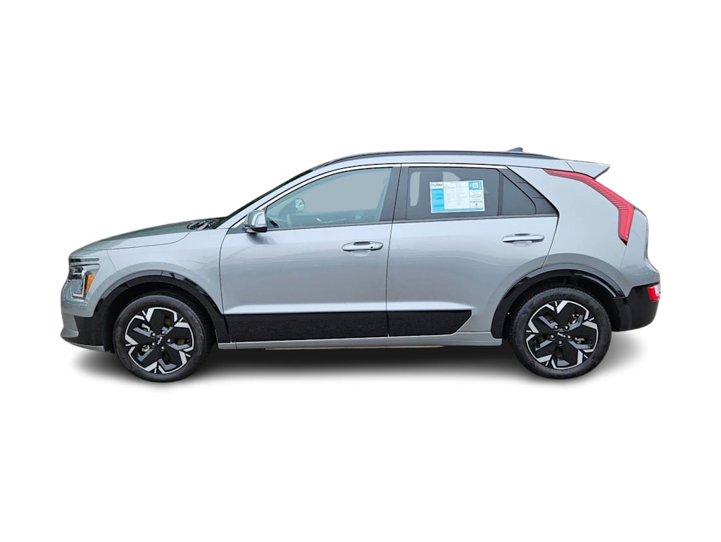 Thumbnail: 2024 Kia Niro - 3