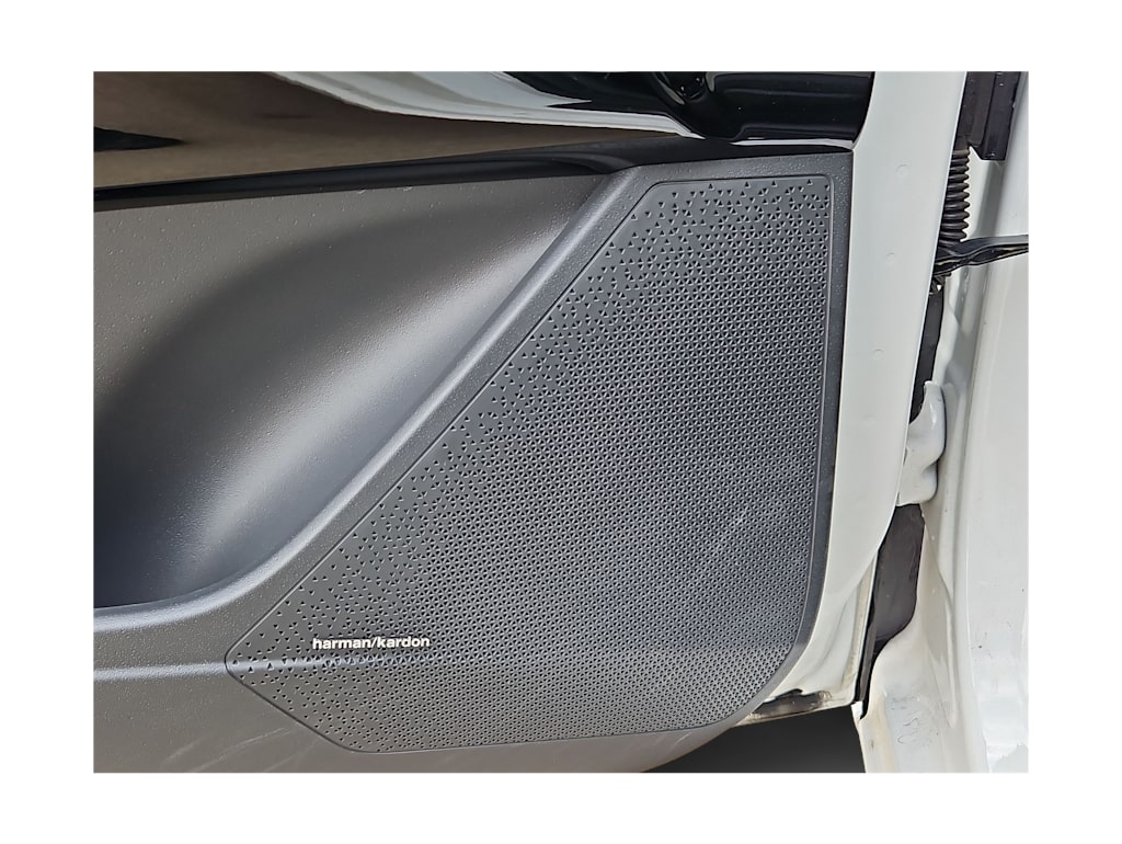 Thumbnail: 2024 Kia Niro - 14