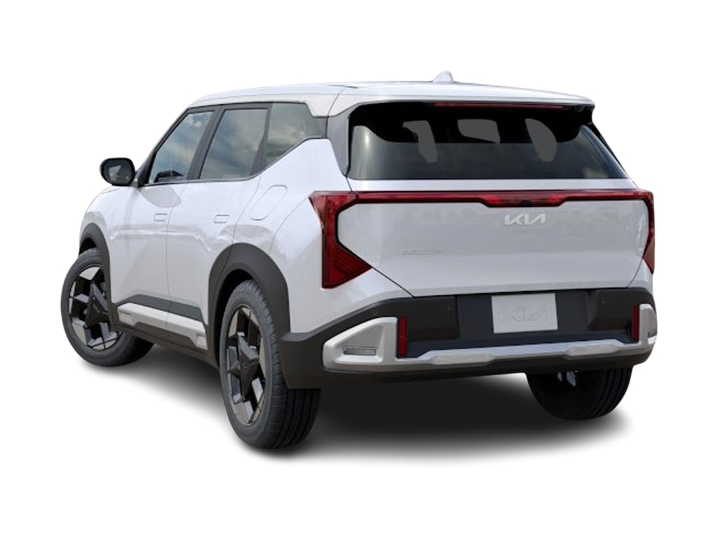Thumbnail: 2027 Kia Seltos - 4