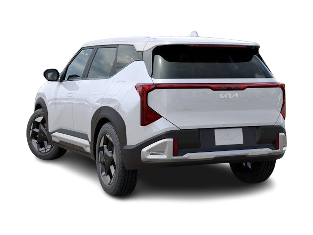 Thumbnail: 2027 Kia Seltos - 4