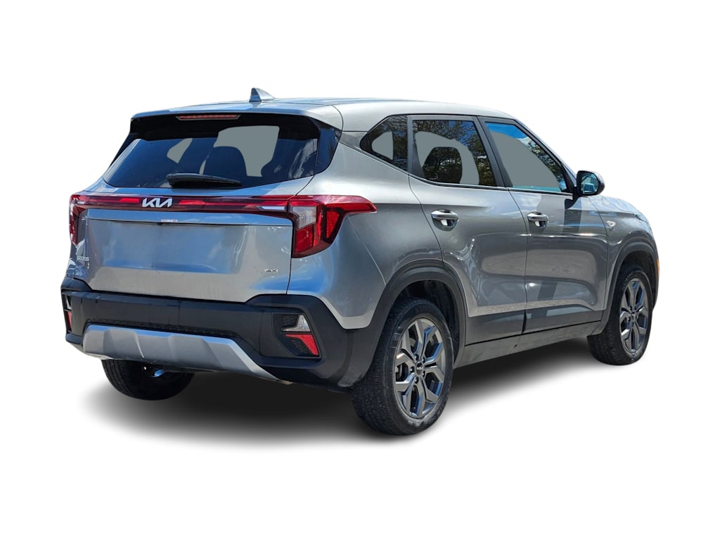 Thumbnail: 2024 Kia Seltos - 21