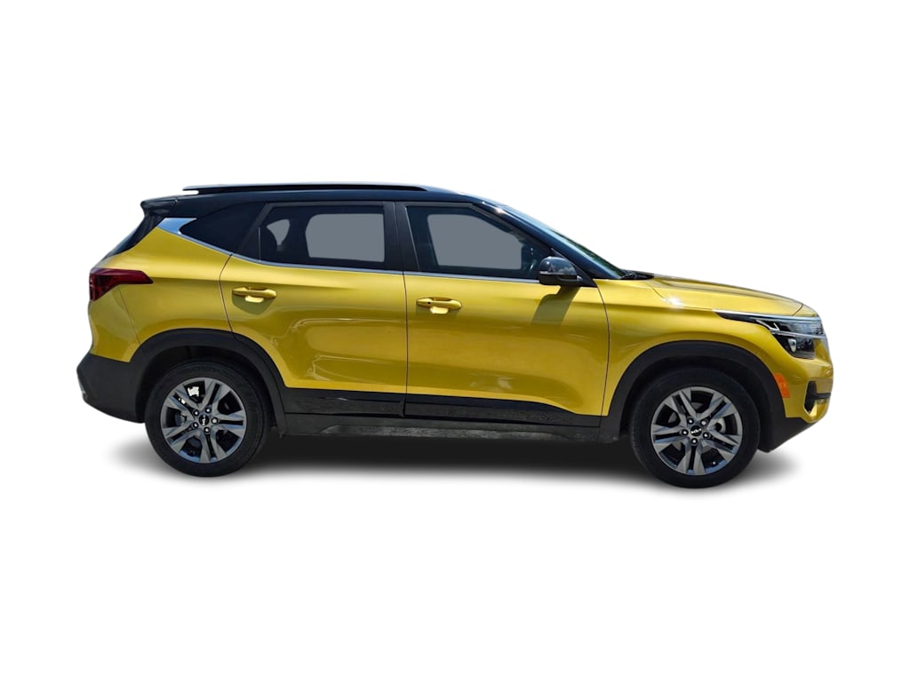 Thumbnail: 2023 Kia Seltos - 18