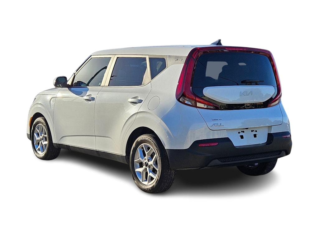 2022 Kia Soul S 4