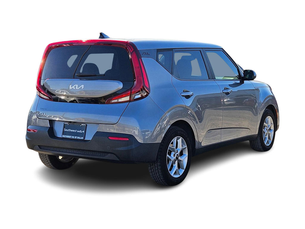 Thumbnail: 2022 Kia Soul - 16