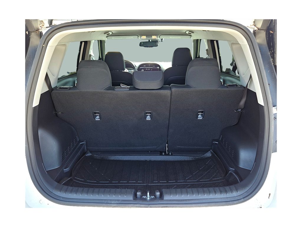 Thumbnail: 2023 Kia Soul - 16