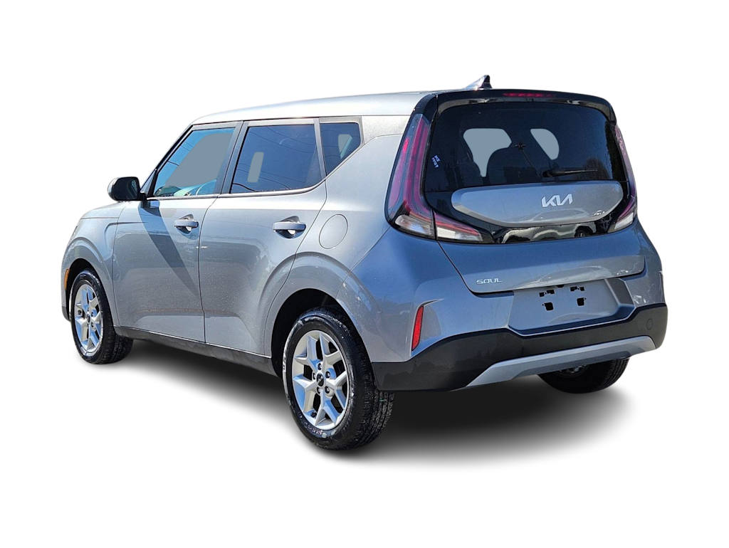 Thumbnail: 2023 Kia Soul - 4