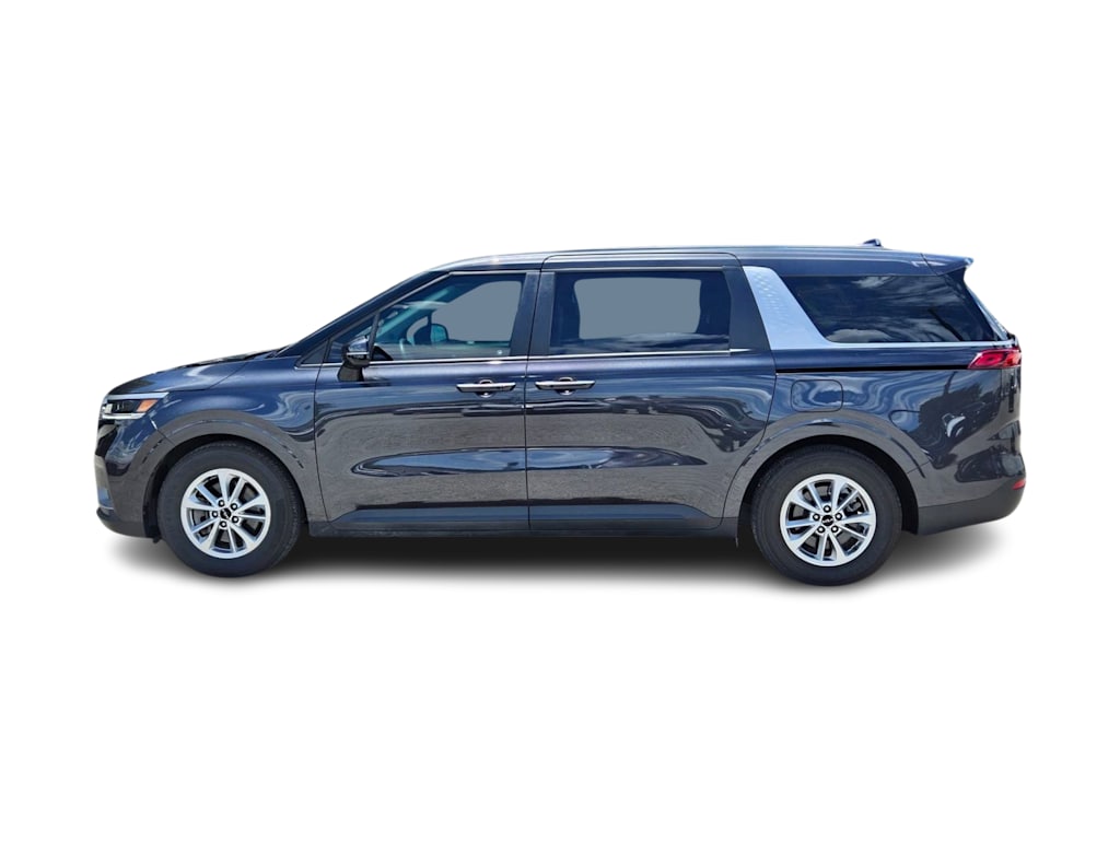 Thumbnail: 2023 Kia Carnival - 3