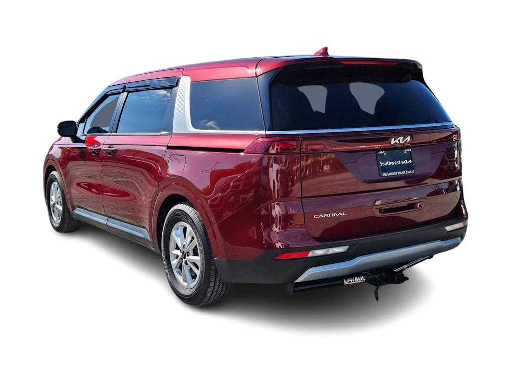 Thumbnail: 2023 Kia Carnival - 4