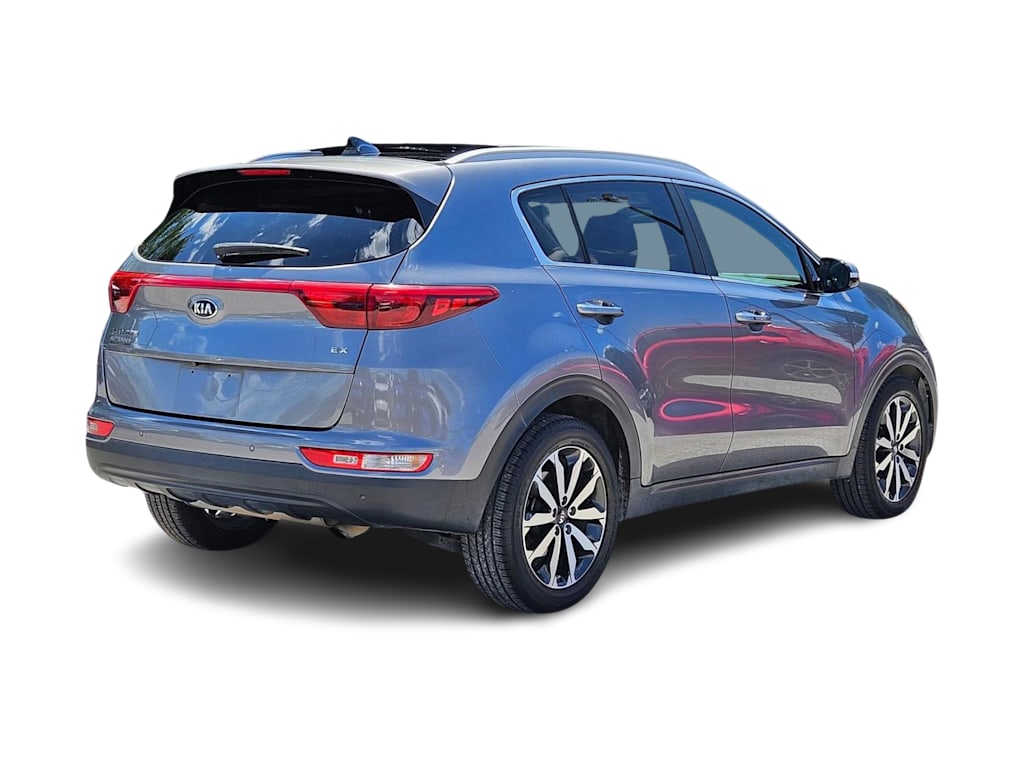 Thumbnail: 2017 Kia Sportage - 17