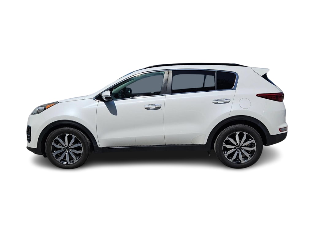 Thumbnail: 2019 Kia Sportage - 3