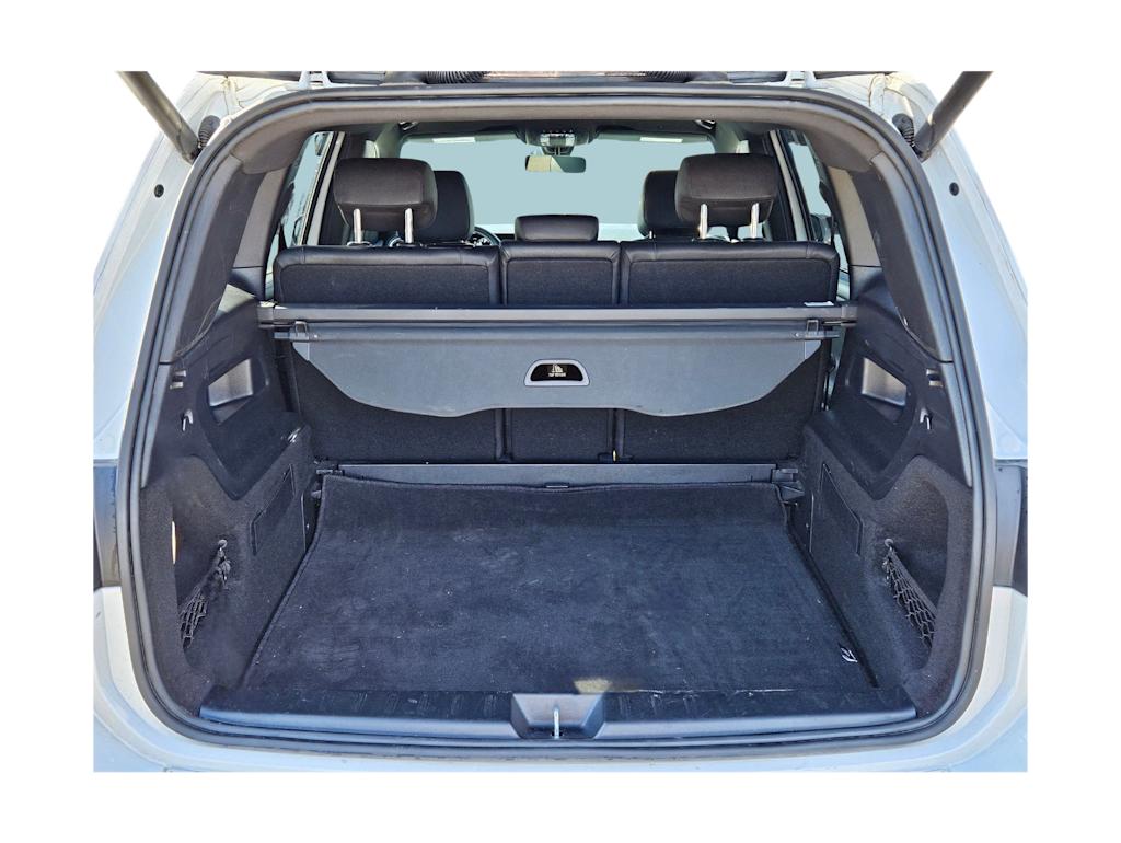 Thumbnail: 2023 Mercedes-Benz GLB - 16