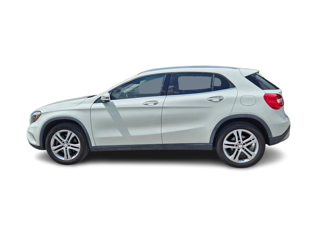 Thumbnail: 2015 Mercedes-Benz GLA - 3