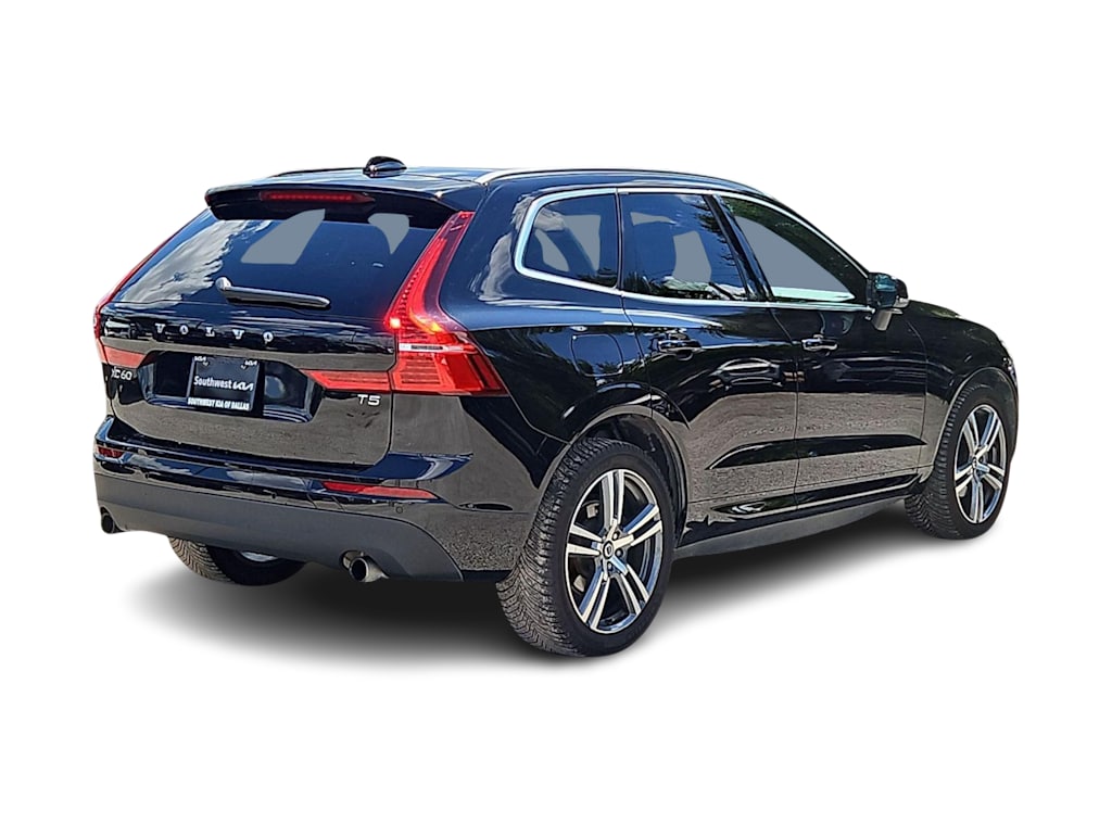 Thumbnail: 2021 Volvo XC60 - 15