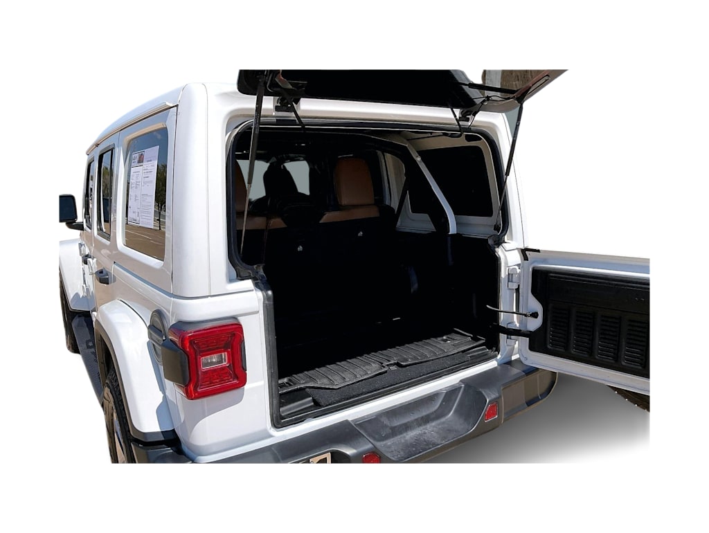 Thumbnail: 2022 Jeep Wrangler - 19