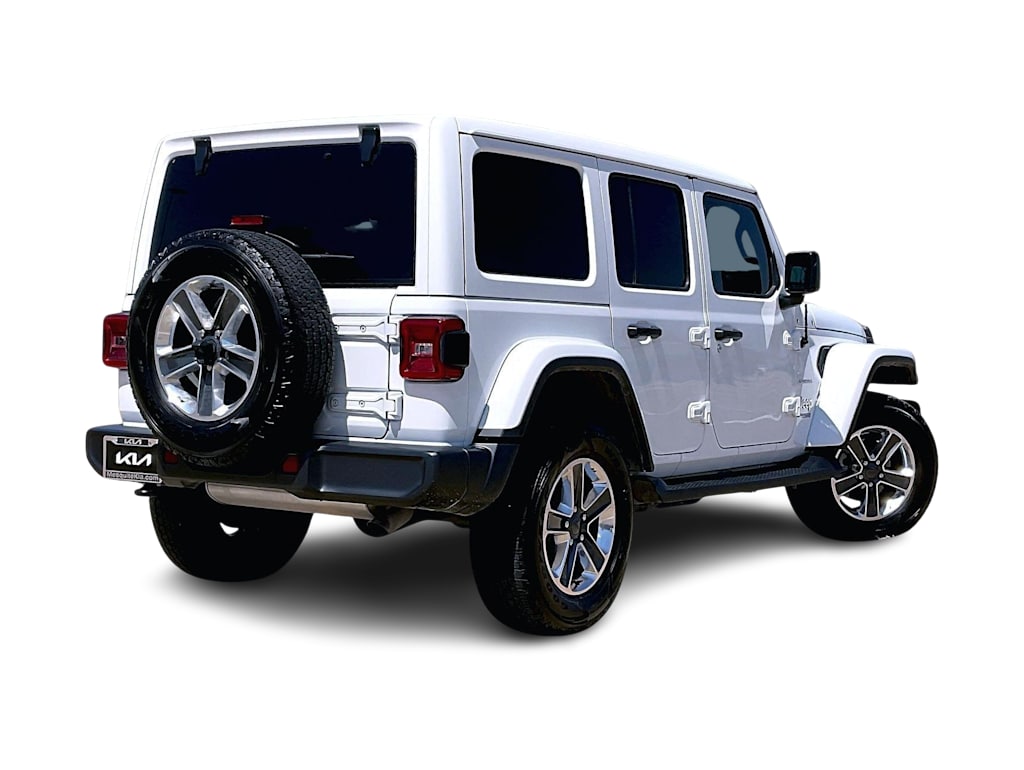 Thumbnail: 2022 Jeep Wrangler - 23