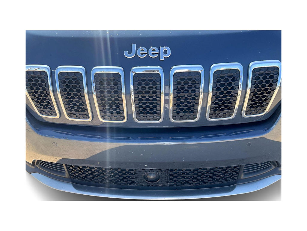 Thumbnail: 2021 Jeep Cherokee - 32