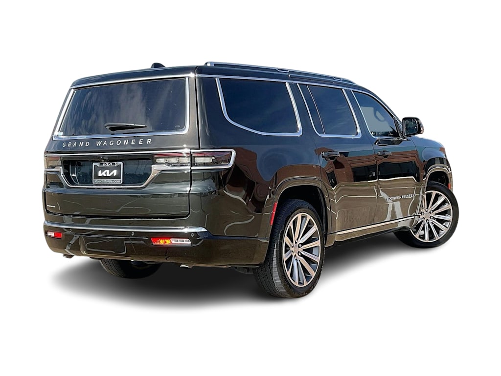 Thumbnail: 2023 Jeep Grand Wagoneer - 25