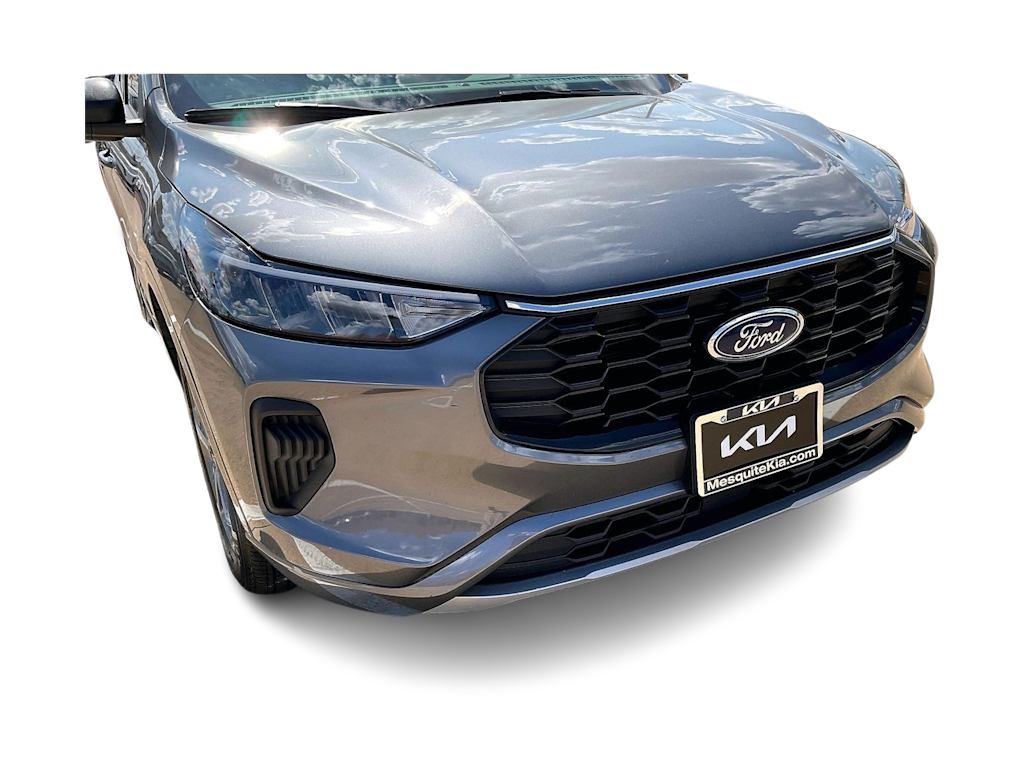 Thumbnail: 2023 Ford Escape - 31