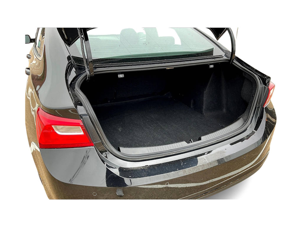 Thumbnail: 2024 Chevrolet Malibu - 19