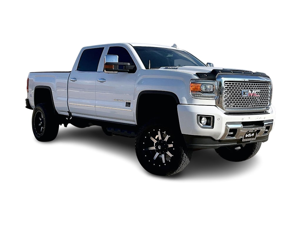 Thumbnail: 2017 GMC Sierra 2500 - 21