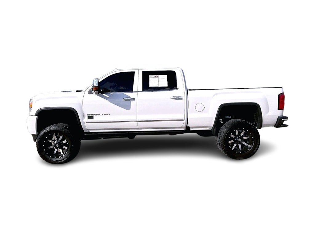 Thumbnail: 2017 GMC Sierra 2500 - 3