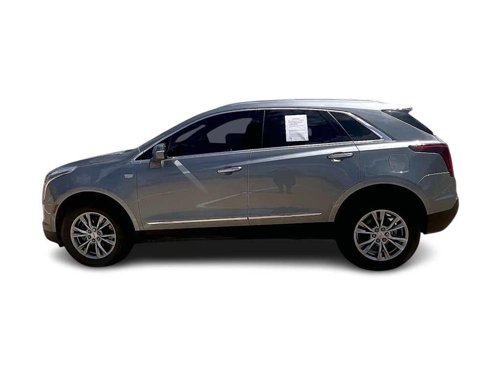 Thumbnail: 2023 Cadillac XT5 - 3