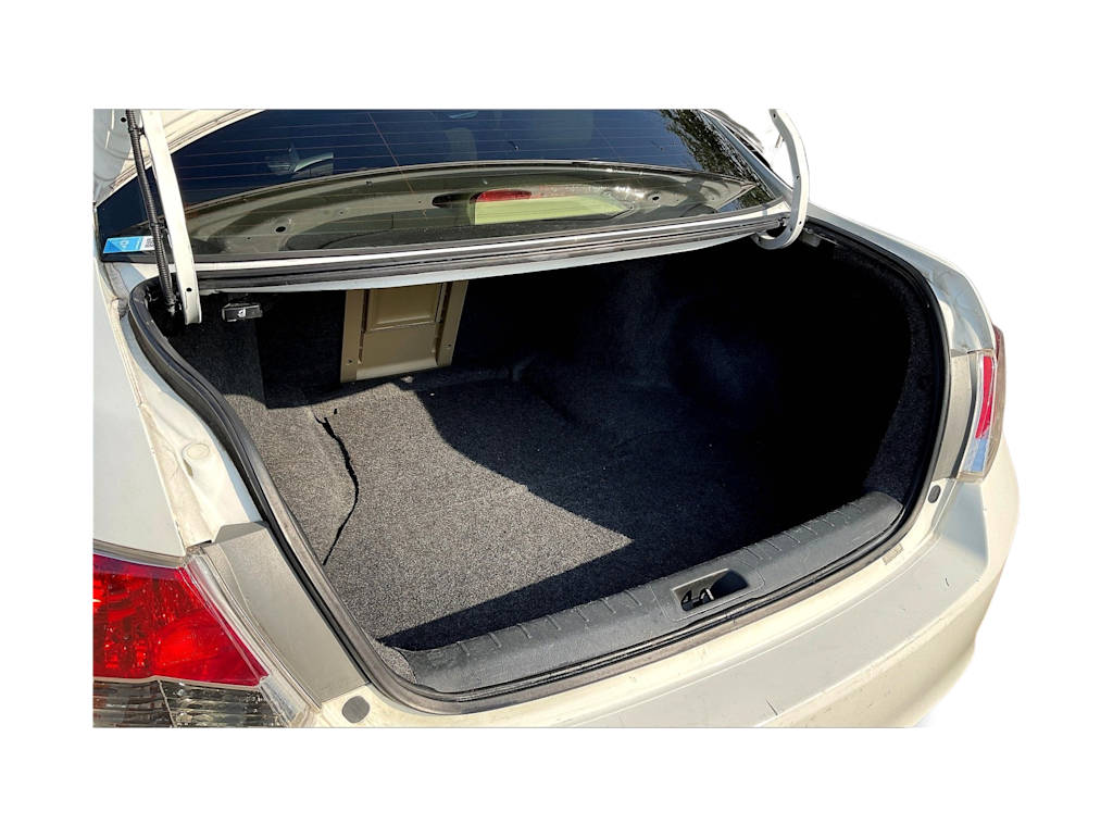 2011 Honda Accord LX 18