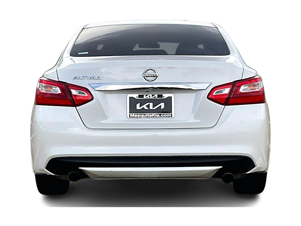 Thumbnail: 2016 Nissan Altima - 5