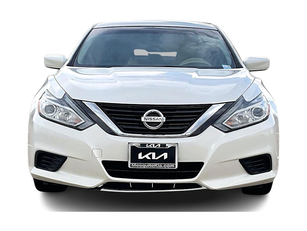 Thumbnail: 2016 Nissan Altima - 6