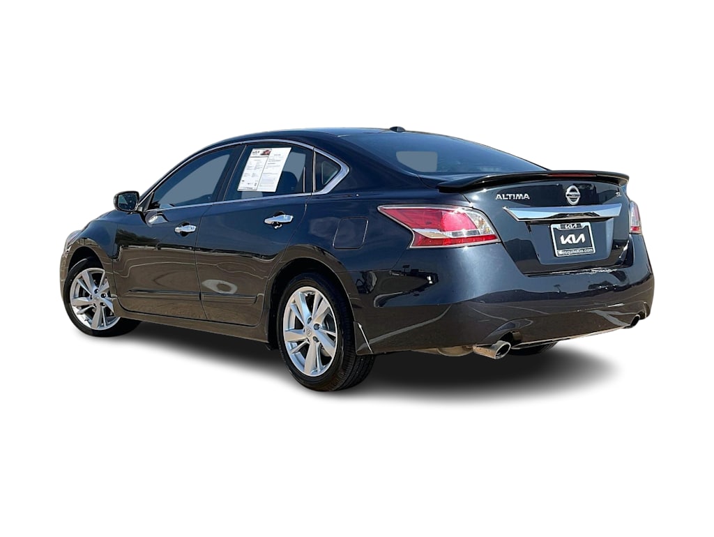 Thumbnail: 2015 Nissan Altima - 4